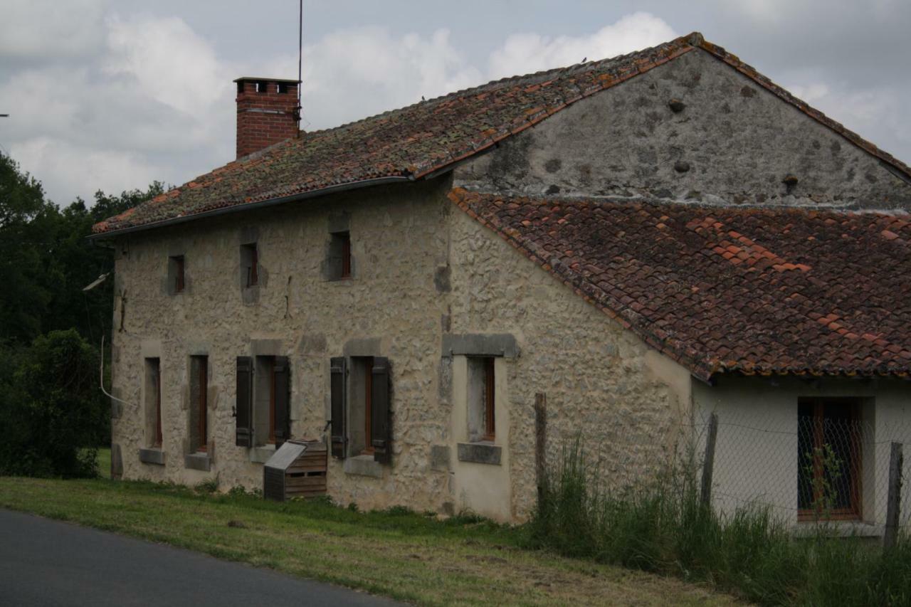 Chez Gondat Chambre D'Hotes Saint-Martial-sur-Isop Luaran gambar