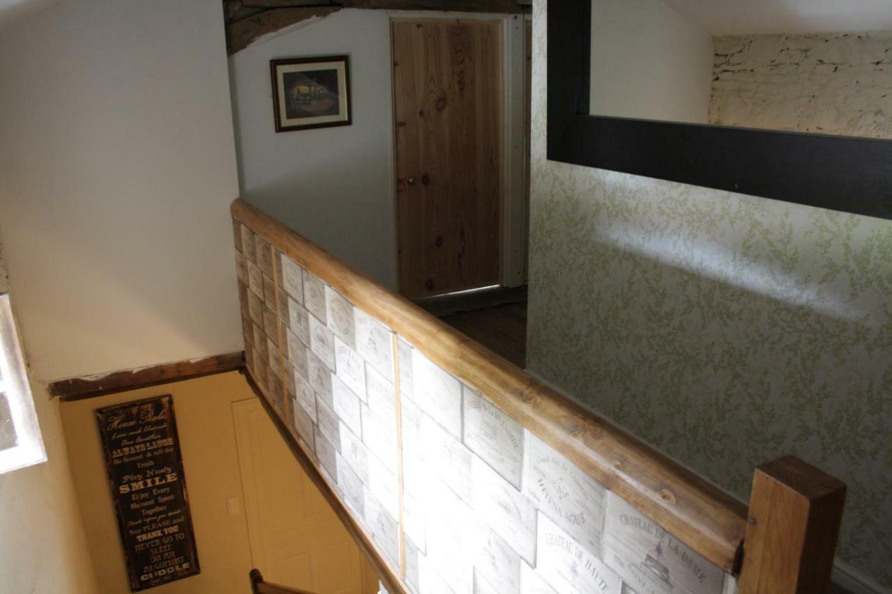 Chez Gondat Chambre D'Hotes Saint-Martial-sur-Isop Luaran gambar