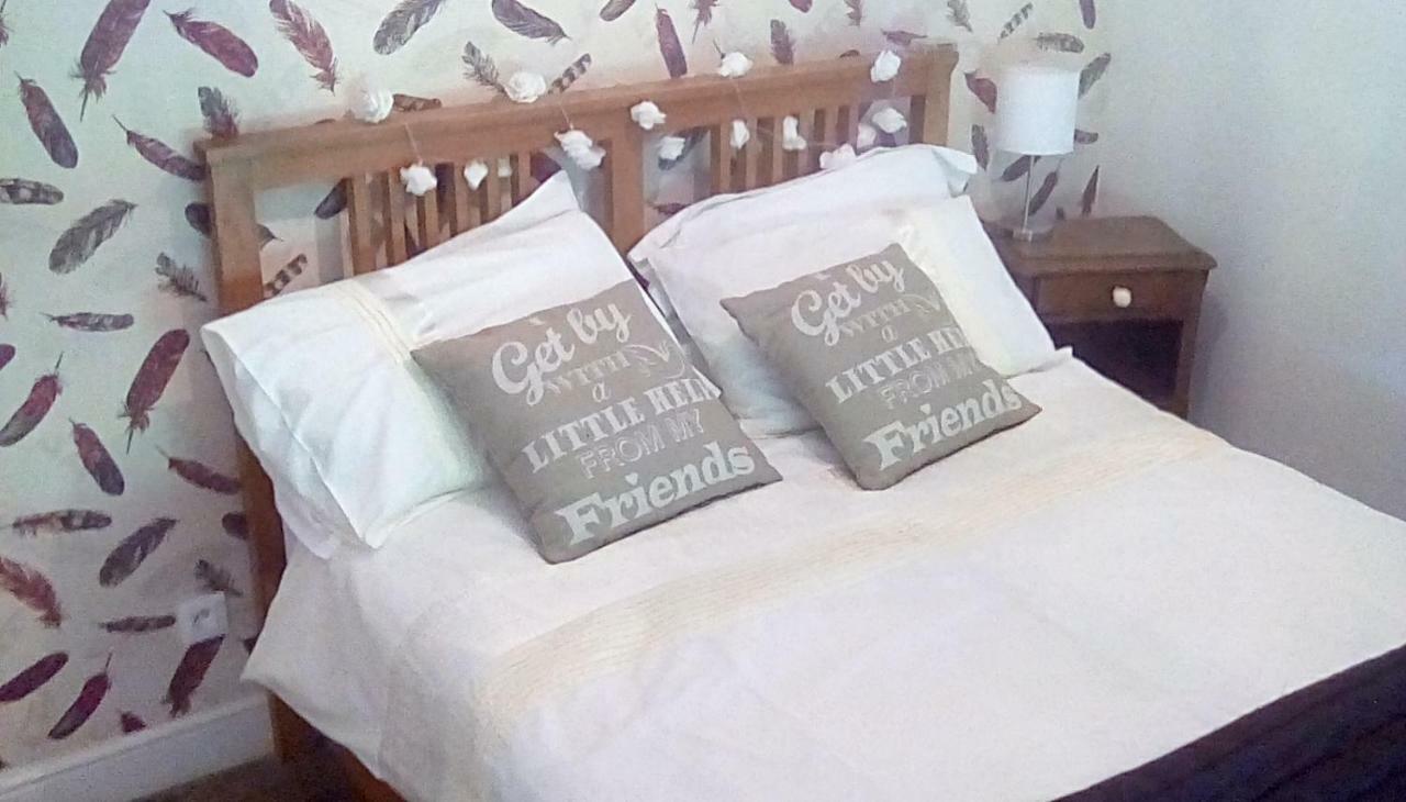 Chez Gondat Chambre D'Hotes Saint-Martial-sur-Isop Luaran gambar